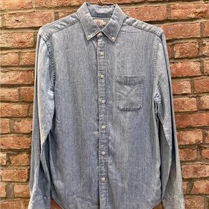 Faherty Tried and True Chambray shirt